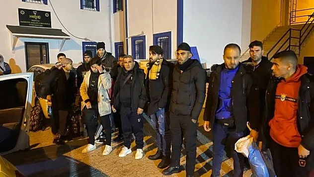 GÖÇMEN KAÇAKÇILIĞINA 3 GÖZALTI