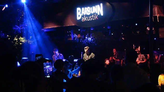 Gökhan Tepe Barbunn'da sevenleriyle buluştu