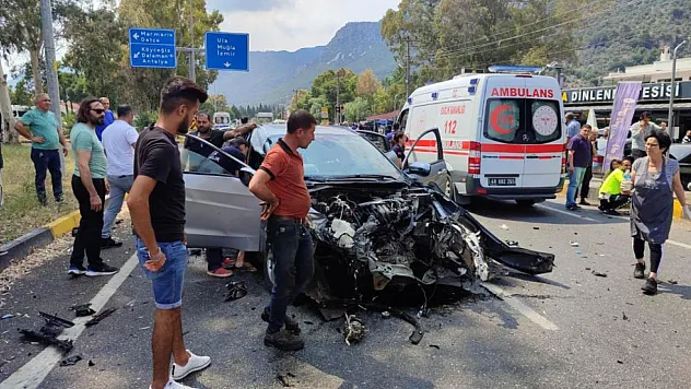 Gökova kavşağında kaza: 6 yaralı