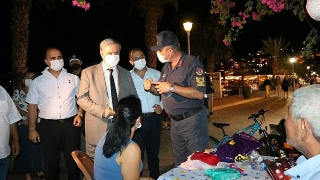 Göltürkbükü ve Yalıkavak'ta Covid-19 denetimi