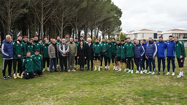 Gonca Köksal Aras'tan Muğlaspor Takımına Antrenman Ziyareti