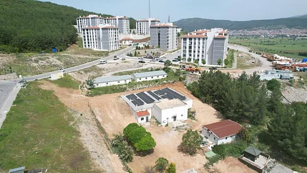 Güneşten Elektrik Üreterek Tasarrufa Devam Ediyor