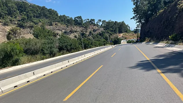 Günlerce kilitlendi, şimdi sakin: Fethiye Ölüdeniz yolunda sessizlik