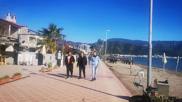 Güzel havayı fırsat bilen sahile indi