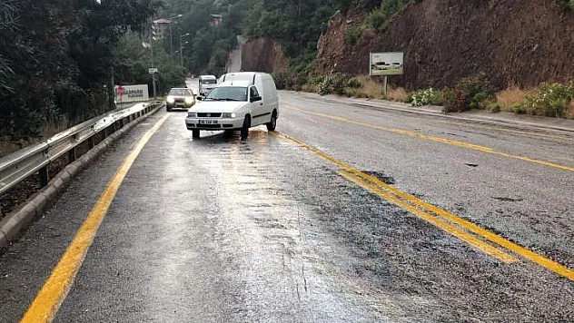 Ölüdeniz'de Araçların Zor Anları (video)