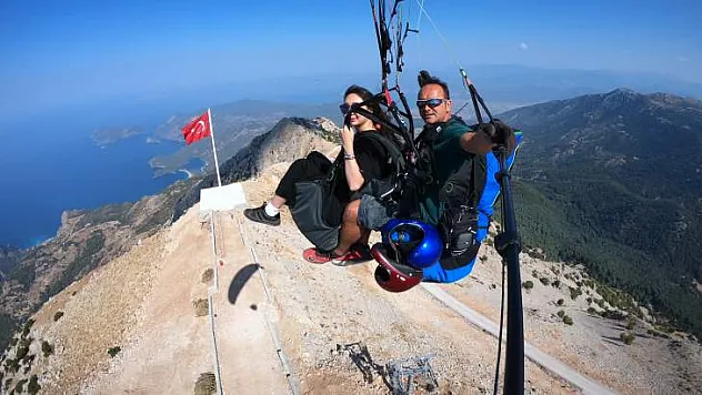 BABADAĞ'IN ZİRVESİNE DEV BAYRAK DİKİLDİ