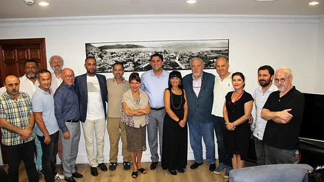 Türkiye'nin tanınan yüzleri Karaca'yı ziyaret etti