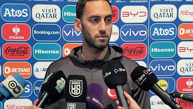 Hakan Çalhanoğlu: 'Kendimizle gurur duymamız gerekiyor'