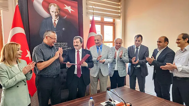 Hasan Özyer Seydikemer'e Fen Lisesi Yaptıracak