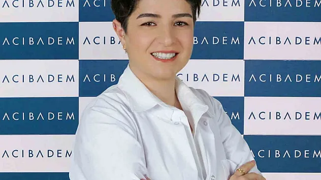 Her göz kapağı düşüklüğü ameliyat gerektirmez