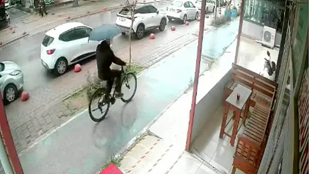 Hırsızdan pes dedirten takas: Çaldığı bisikleti bırakıp motosiklet çaldı