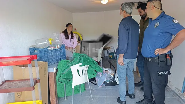 Hırsızlık ihbarına giden polis, özel garajda 5 aylık bebekle annesini buldu