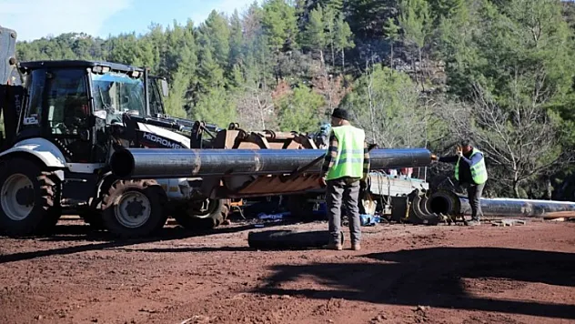 İçme Suyu Hattının 10 Kilometresi Tamamlandı