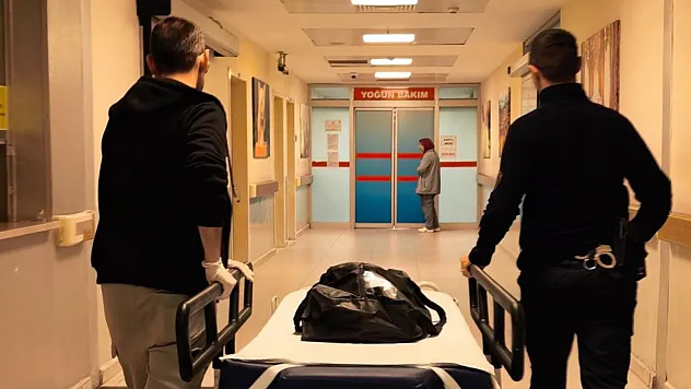 İki günlük bebek nefes borusuna süt kaçıp öldü