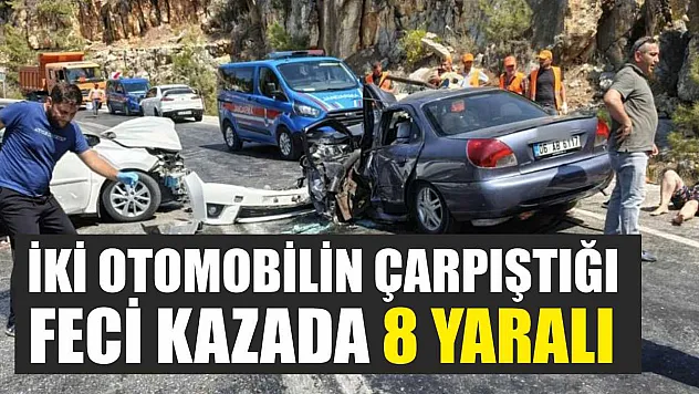 İki otomobilin çarpıştığı feci kazada 8 yaralı