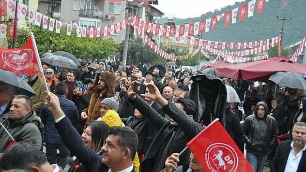 İLÇE TEŞKİLATI DUALARLA AÇILDI