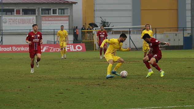 İlk yarı sonucu: Fethiyespor 1-2 Eyüpspor (Maç tatil edildi)