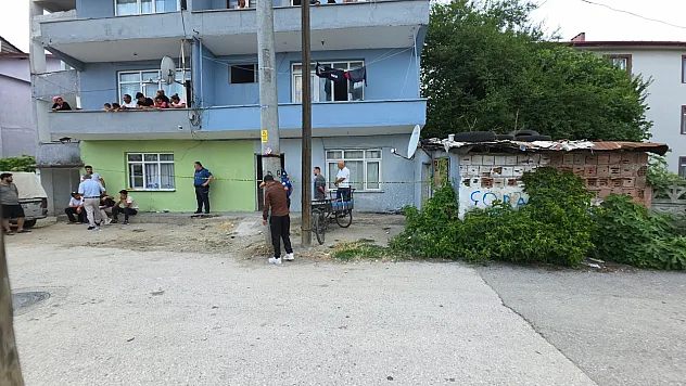 İnşaat işçisi evde kaldığı arkadaşını yanlışlıkla silahla vurarak öldürdü