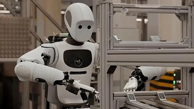 İnsansı robotlar 'robot okullarında' gerçek iş yaşamına hazırlanıyor