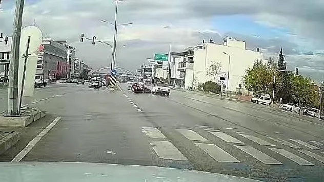 Işık ihlali kazaya davetiye çıkardı