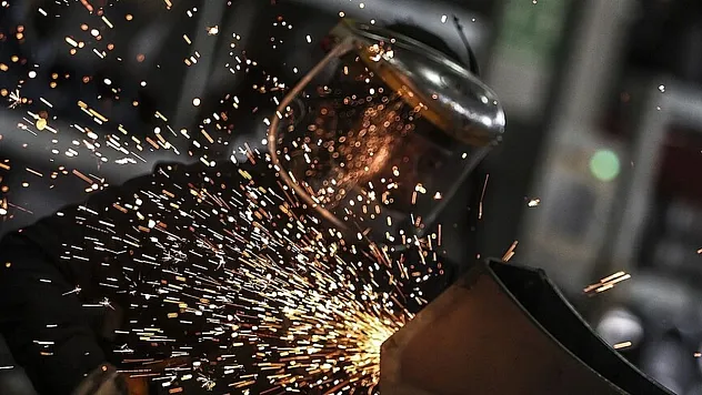 İstihdamı Koruma Destek Programı kapsamında sigortalı çalışanlara 6,7 milyar lira destek