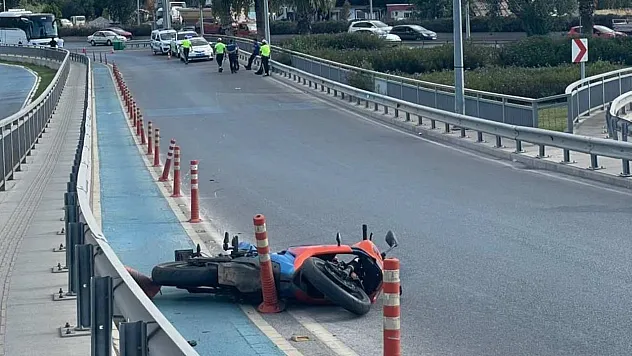 İzmir'de motosiklet kazası: 20 yaşındaki genç kız yaşamını yitirdi