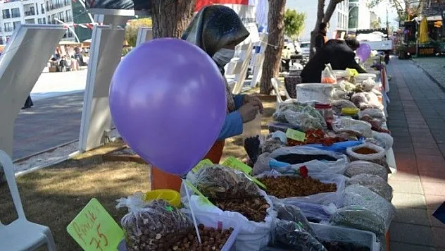 Kadınlar çalışmaya ve üretmeye devam ediyor