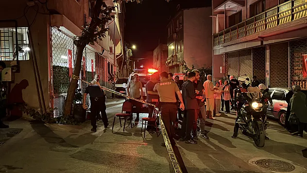 Kahve masasında başlayan tartışma kanlı bitti: 2 yaralı