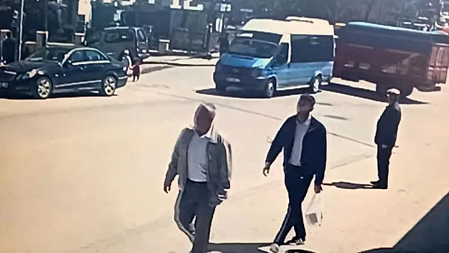 Kamyonun Altında Kalan 4 Yaşındaki Çocuk Hayatını Kaybetti