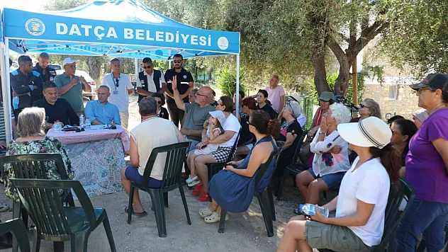 Kanalizasyon sorununun çözüldüğü Çomarlık'ta vatandaşlarla bir araya gelindi