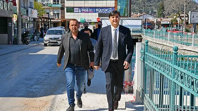 Karaca, 'Altyapı biten bölgelerde  BSK sıcak asfalt çalışmasına başlayacağız'