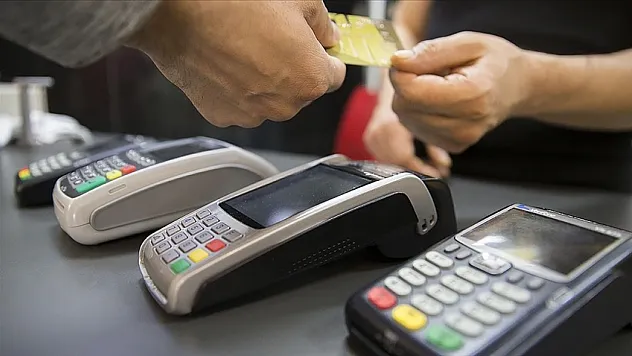 Kartlı ödemelerin tutarı ocakta 2,3 trilyon liraya yükseldi