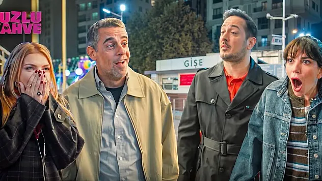 Kavak Yelleri Ekibi Yıllar Sonra Aynı Sahnede! Tuzlu Kahve'de Nostalji Rüzgarı