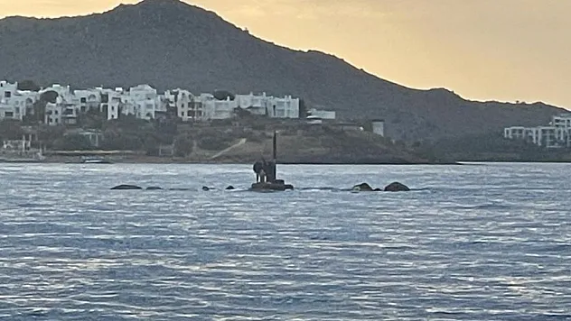 Kayalıklarda mahsur kaldılar