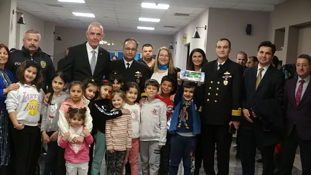 KAYMAKAM AKSOY, DEPREMZEDELER İLE İFTAR YAPTI