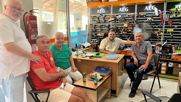KAYMAKAM BALCI, KOLLARI SIVADI