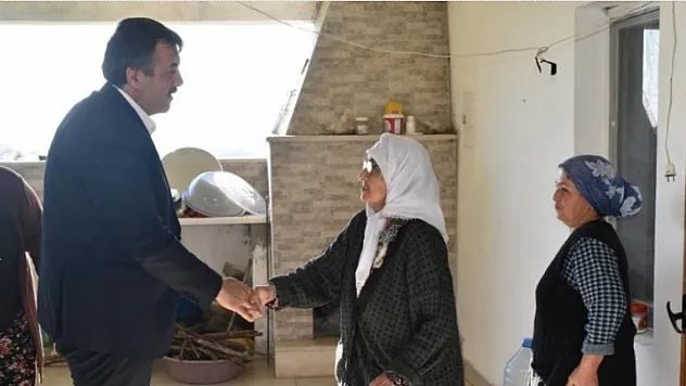 Kaymakam Yakuta, hane ziyaretlerine devam ediyor