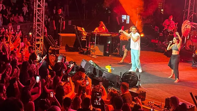 Kenan Doğulu Marmaris Amfiteatr'da devleşti