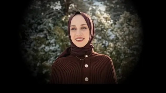 Korkunç ölüm: Evinin 5'inci katından düşen genç kız hayatını kaybetti