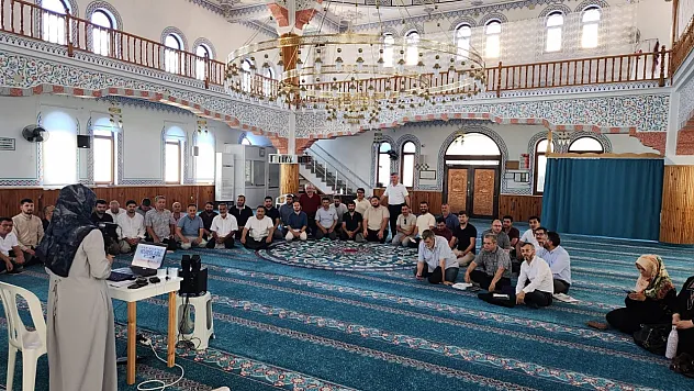 Köyceğiz'de din görevlilerine seminer verildi