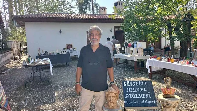 Köyceğiz'de heykel sergisi açıldı