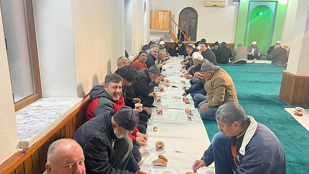 Köyceğiz'de sabah namazı buluşması