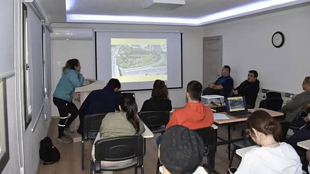 Köyceğiz Meslek Yüksekokulu'nda 'Tıbbi Aromatik Bitkilerin Peyzajda Kullanımı' semineri