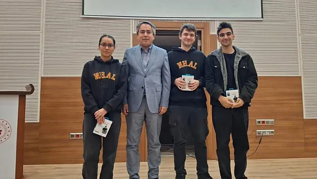 Köyceğiz Naip Hüseyin Anadolu Lisesi bilgi yarışmasında il ikincisi oldu