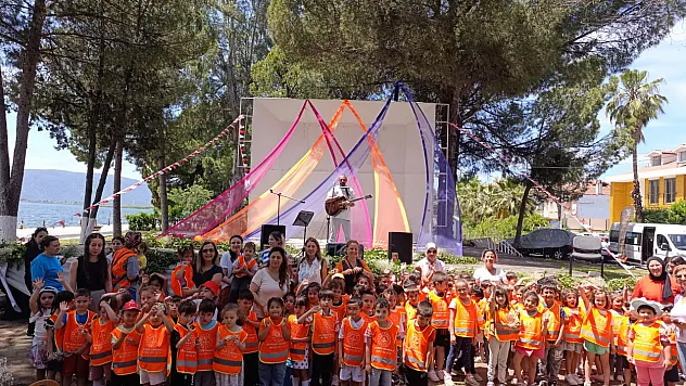 Köyceğizli minikler çocuk konserinde eğlendi