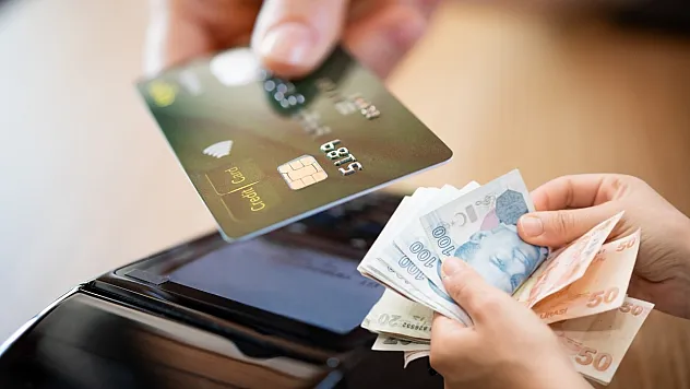 Kredi kartı limiti 50 bin TL'yi aşanlar dikkat! Asgari ödeme iki katına çıkıyor