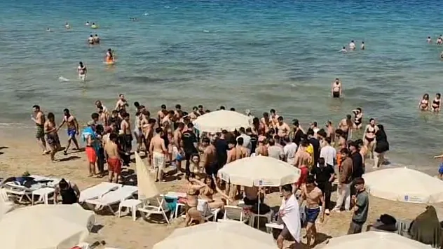 Kuşadası'nda denizde can pazarı: 70 yaşındaki turist ölümden döndü