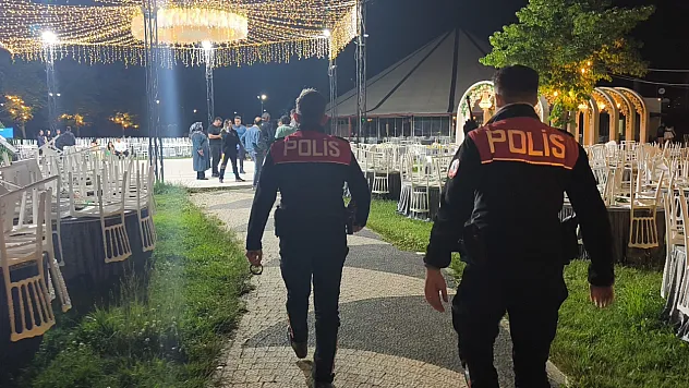 Kütahya'da mezuniyet balosunda çıkan kavgada 2 genç bıçakla yaralandı