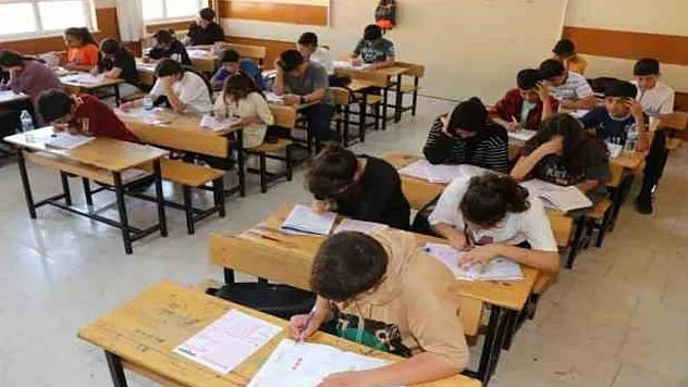 LGS Nedeniyle Cuma Günü Tüm Okullarda Eğitime Ara Verilecek