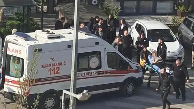 Lise öğrencileri arasında kan aktı: 1 kişi bıçaklandı